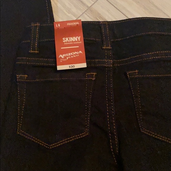 Dark wash skinny jeans - Picture 4 of 4